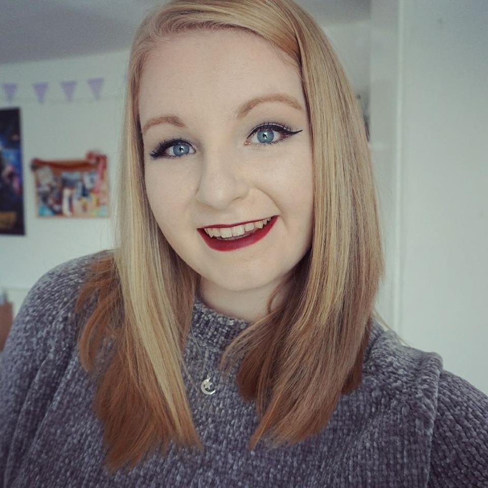 Comic Books and Yellow Ducks // Christmas Blogger Q&A 2017