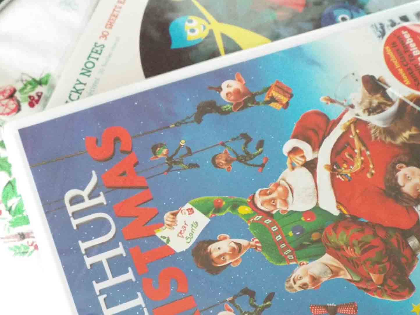Ellie Bows and Sparkles // Christmas Blogger Q&A on Steph's World